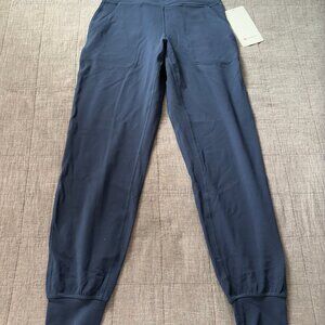 lululemon Align HR Jogger Size 6 Navy NWT